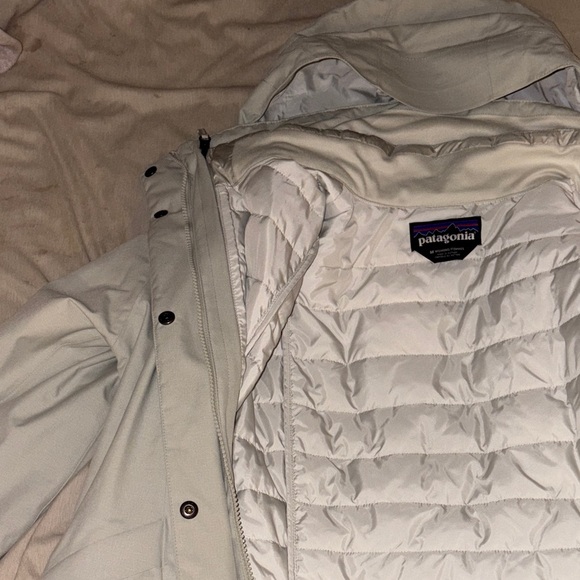 Patagonia Women's 3-in-1 Parka - Light gray - Picture 10 of 10